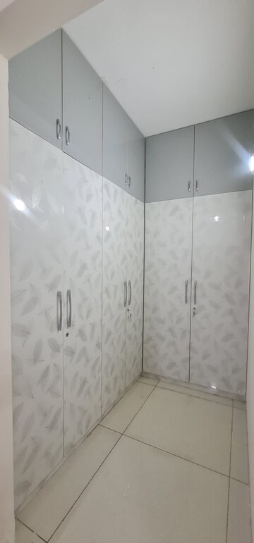 Bathroom in 3 BHK Apartment at Jayabheri The Summit, Narsingi – for Rent