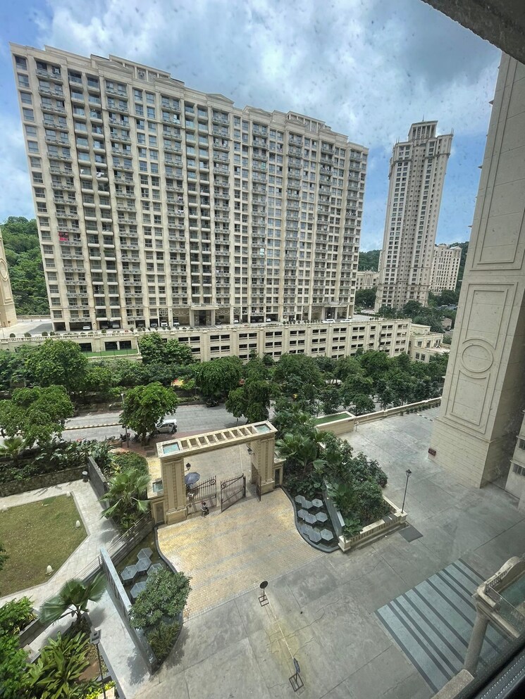 Exterior View, hiranandani-regent-hill 1 Bedroom 456 Sq.Ft. Apartment In Powai Mumbai 9097532