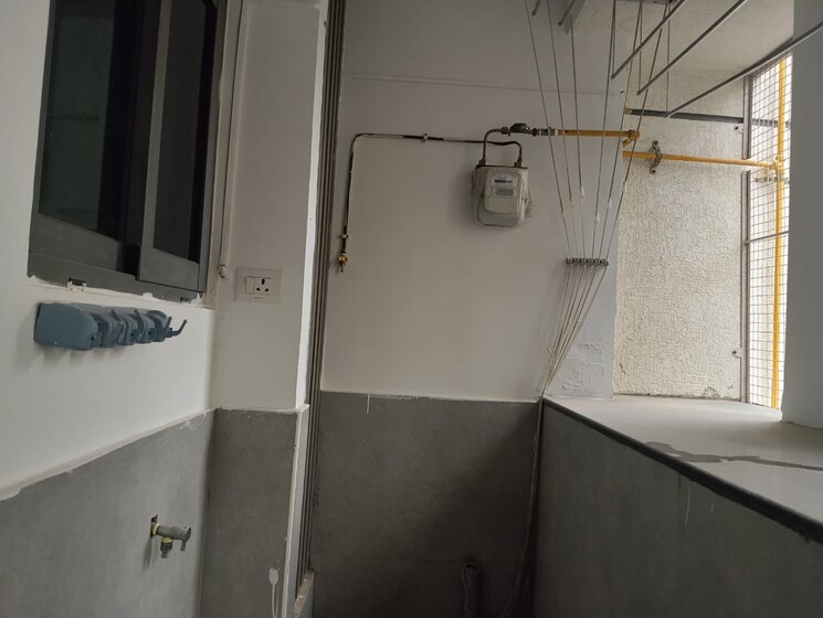 Bathroom, prestige-beverly-hills 3 Bedroom 1796 Sq.Ft. Apartment In Kokapet Hyderabad 9097561