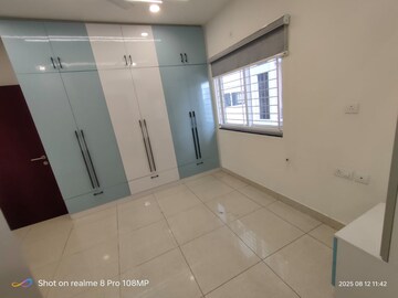 Room in 4 BHK Apartment at Prestige High Fields, Gachibowli – for Rent