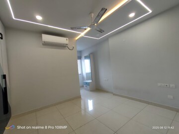 Room in 4 BHK Apartment at Prestige High Fields, Gachibowli – for Rent