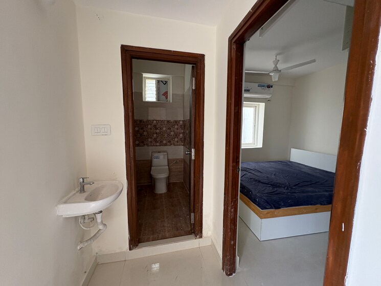 Room, financial district 2 Bedroom 1100 Sq.Ft. Builder Floor In Financial District Hyderabad 9097600