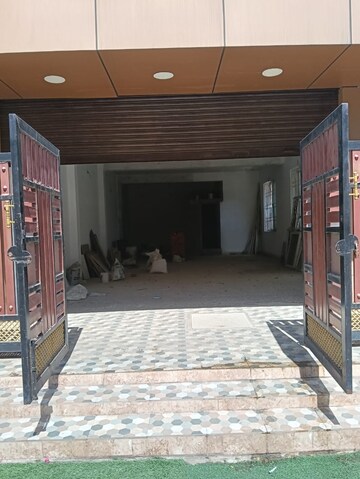  Showroom – Exterior View View at Virugambakkam - for Rent