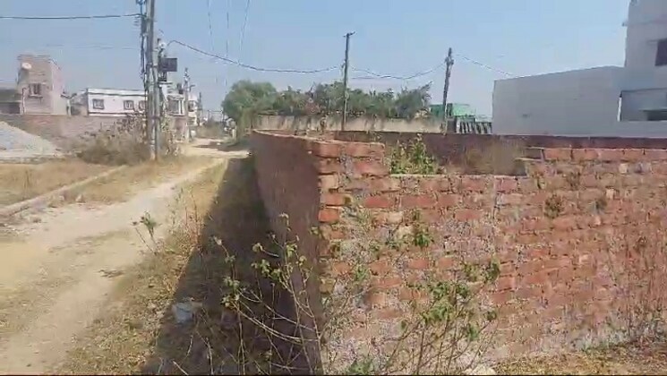 Nearby, latma road  2613 Sq.Ft. Plot In Latma Road Ranchi 9097640