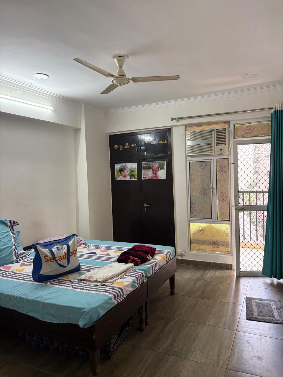 3 BHK Apartment For Rent in Gaur City-2