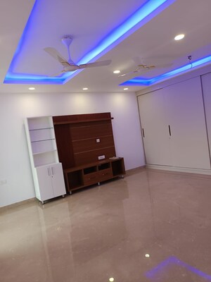 Team Area in 4 BHK Builder Floor at Parklands, Sector 85 – for Sale