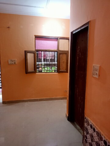Room in 1 BHK Builder Floor at Neb Sarai – for Rent