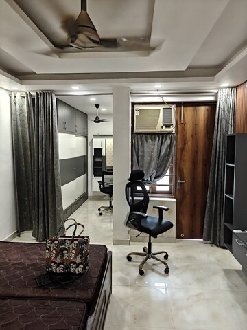 Bedroom in 3.5 BHK Builder Floor at Sector 85 – for Sale