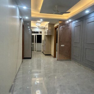 Building Lobby in 4 BHK Builder Floor at Hong Kong Bazaar, Sector 56 – for Sale