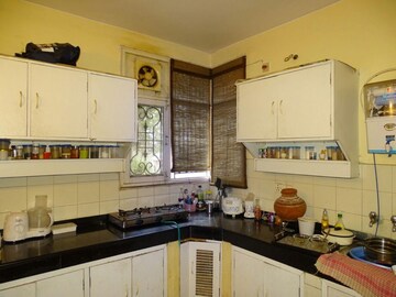 Kitchen in 3 BHK Villa at Sector 57 – for Rent