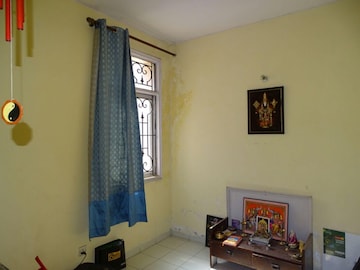 Living Room in 3 BHK Villa at Sector 57 – for Rent