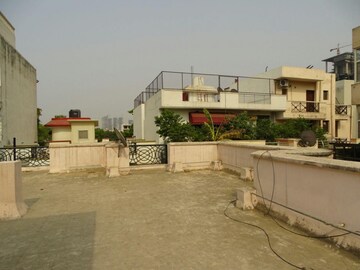 3 BHK Villa – Exterior View View at Sector 57 - for Rent