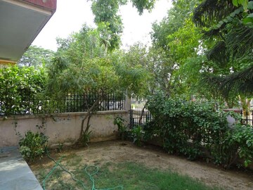 Balcony in 3 BHK Villa at Sector 57 – for Rent