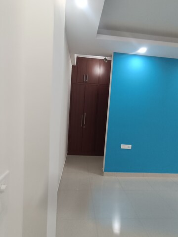 Room in 4 BHK Builder Floor at Ansal API Esencia, Sector 67 – for Rent