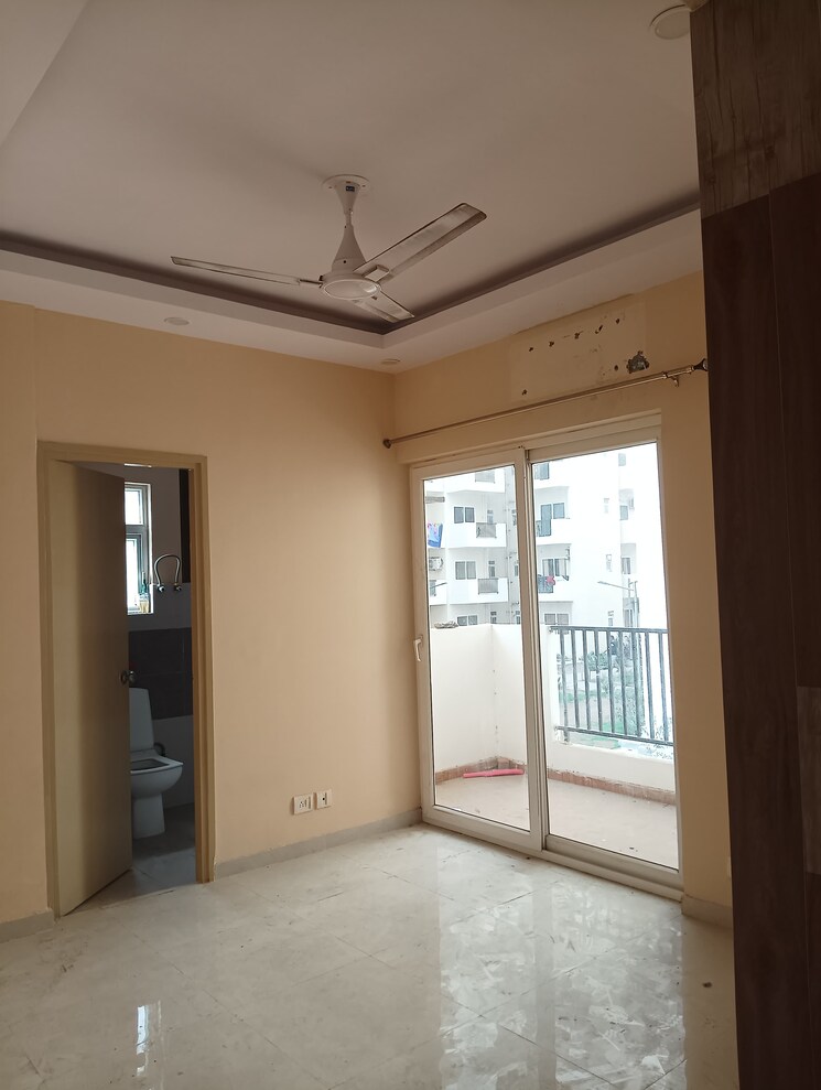 Room, gls-arawali-homes 2 Bedroom 576 Sq.Ft. Apartment In Sohna Sector 4 Gurgaon 9097748