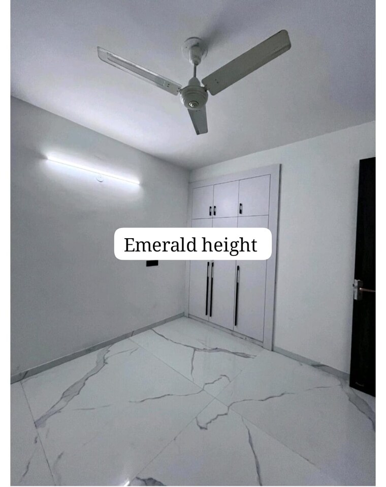 Room, shiv-sai-emerald-heights 3 Bedroom 2150 Sq.Ft. Apartment In Sector 88 Faridabad 9097783
