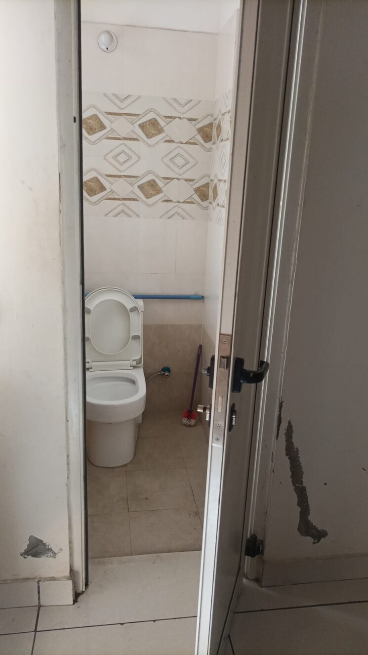 Bathroom, windlass-river-valley 2 Bedroom 828 Sq.Ft. Apartment In Harrawala Dehradun 9097789