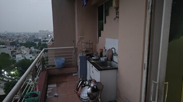Kitchen in 3 BHK Apartment at Smart World Orchard, Sector 61 – for Rent