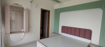Room in 4 BHK Apartment at Shivalik Edge, Ambli – for Rent