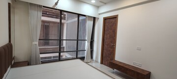 Room in 4 BHK Apartment at Shivalik Edge, Ambli – for Rent