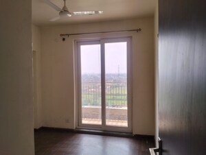 Room in 3 BHK Apartment at Shiv Sai Ozone Park, Sector 86 – for Sale