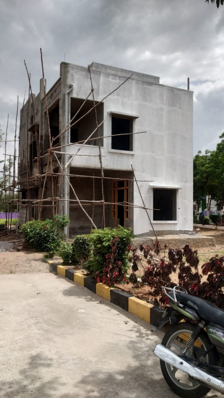 Nearby, vrr-enclave  150 Sq.Yd. Plot In Ecil Hyderabad 9097830