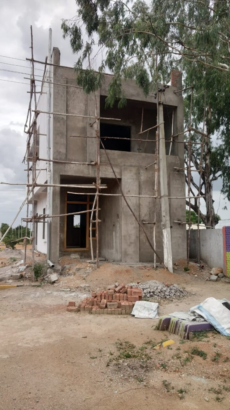 Nearby, vrr-enclave  150 Sq.Yd. Plot In Ecil Hyderabad 9097830