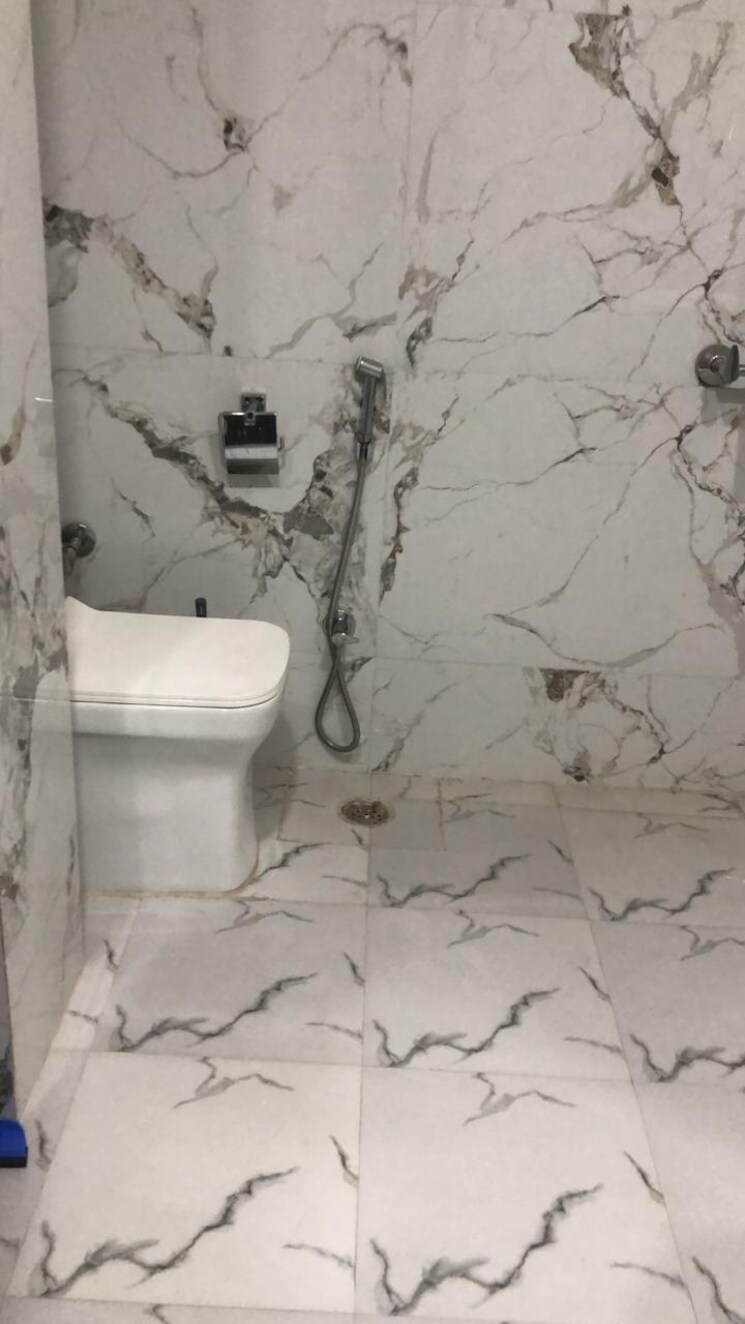 Bathroom, anupam garden 3 Bedroom 2250 Sq.Ft. Builder Floor In Anupam Garden Delhi 9097858