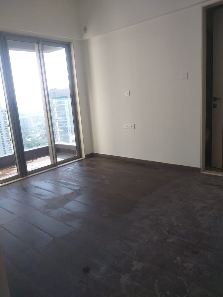 Room, chandak-cornerstone 2 Bedroom 584 Sq.Ft. Apartment In Worli Mumbai 9097885