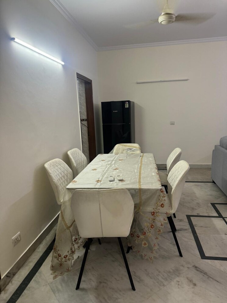 Living Room, greater kailash part 3 3 Bedroom 1917 Sq.Ft. Builder Floor In Greater Kailash Part 3 Delhi 9097894