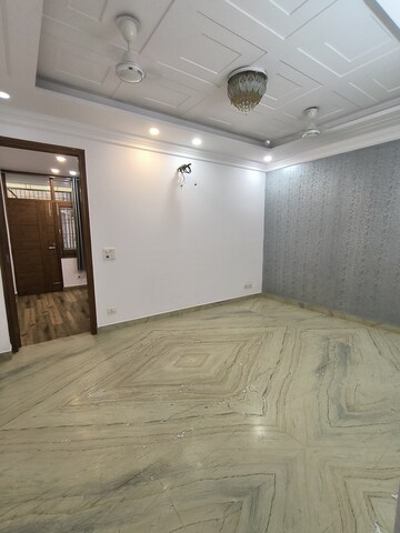 Room in 2 BHK Builder Floor at Malviya Nagar – for Rent