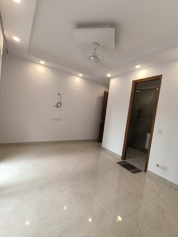 Room in 2 BHK Builder Floor at Malviya Nagar – for Rent