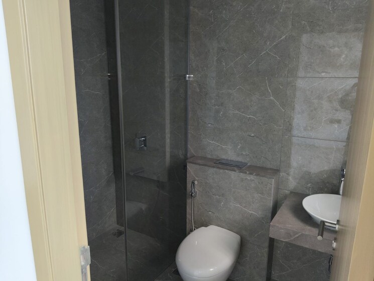 Bathroom, oberoi-sky-city 3 Bedroom 1093 Sq.Ft. Apartment In Borivali East Mumbai 9097900