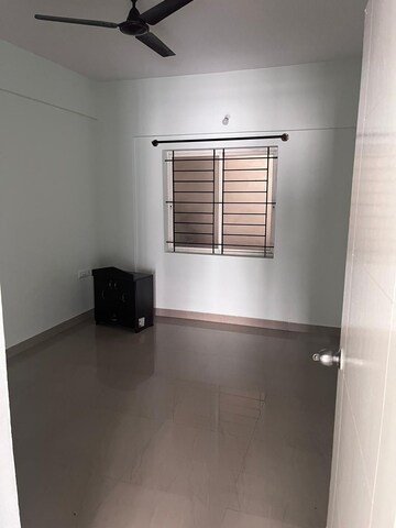 Room in 2 BHK Apartment at DS Max Sterling, Varthur – for Rent
