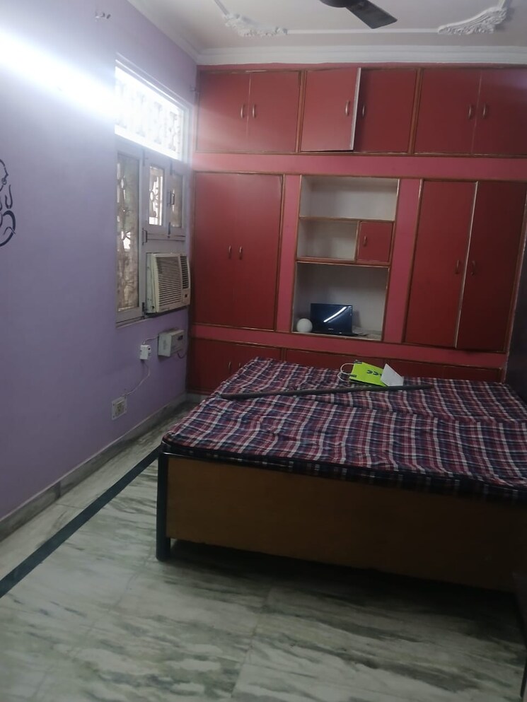 Bedroom, arun-vihar-sector-37 2 Bedroom 1000 Sq.Ft. Apartment In Sector 37 Noida 9097932