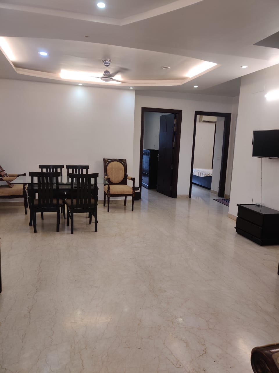 3 BHK + Servant Room Builder Floor For Rent in Jangpura