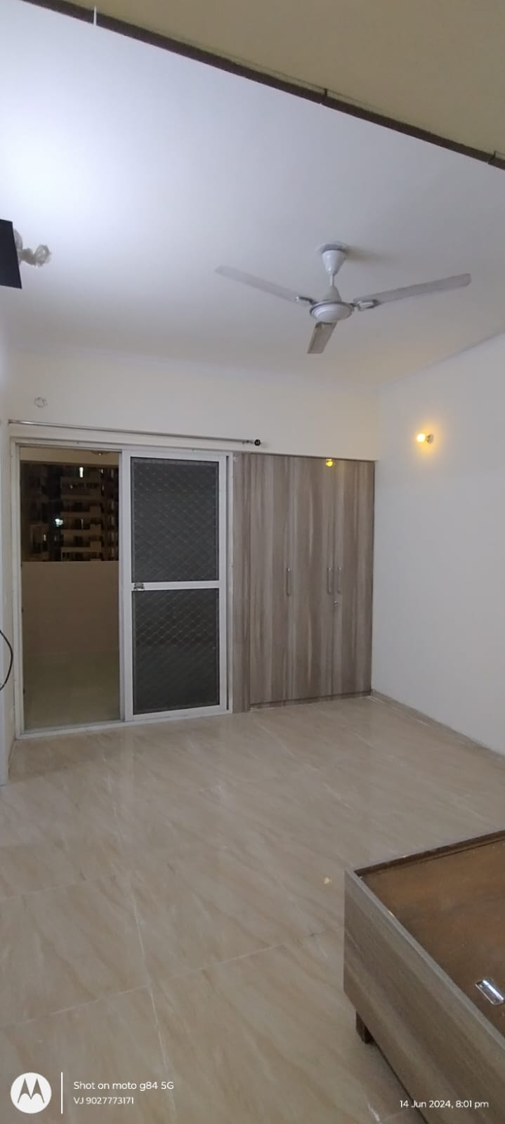 2 BHK + Servant Room Apartment For Rent in Gaur City 7th Avenue