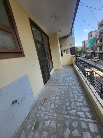 Balcony in 2 BHK Builder Floor at Green Fields Colony – for Rent