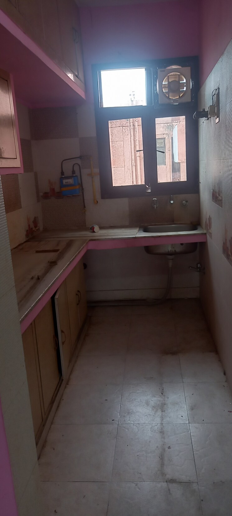 Kitchen, ip extension 2 Bedroom 1100 Sq.Ft. Apartment In Ip Extension Delhi 9098012