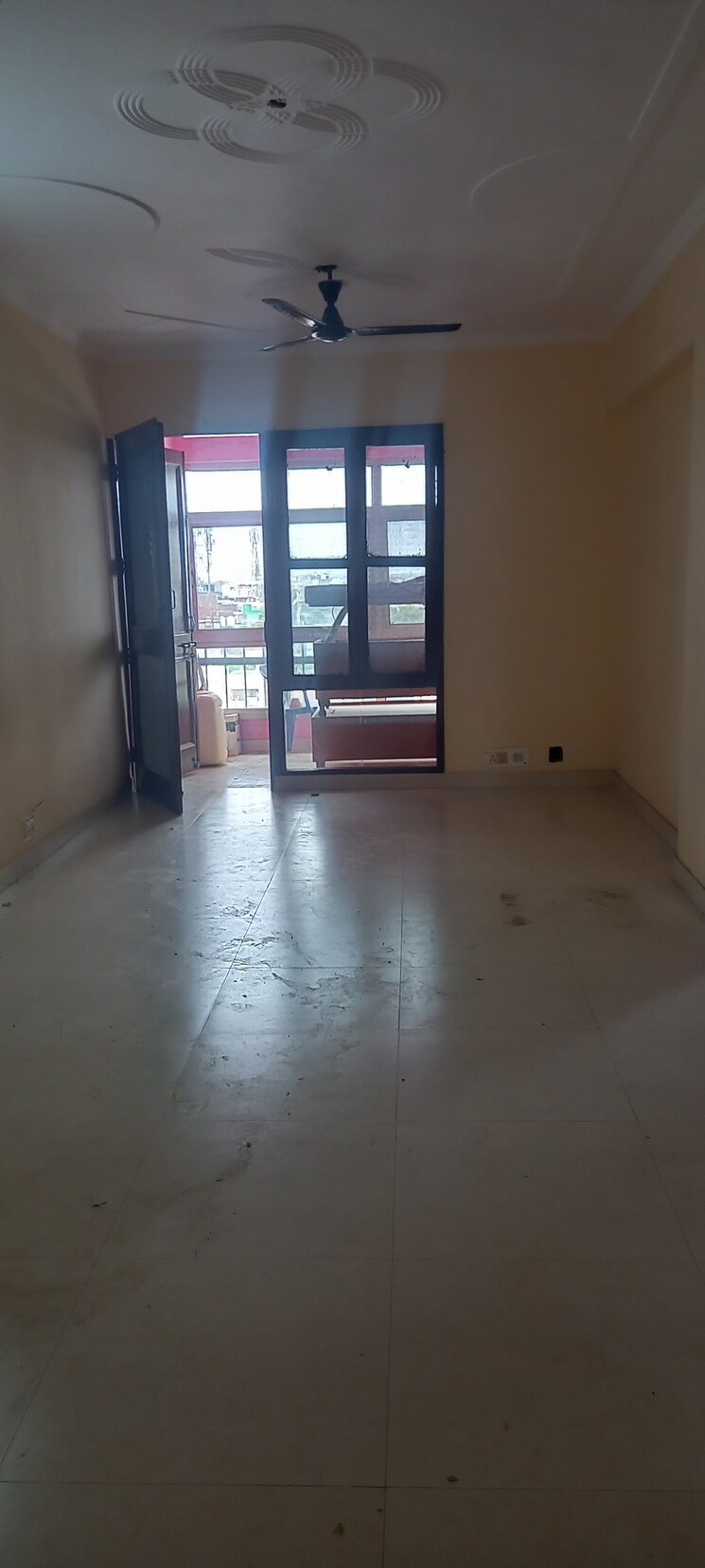 Living Room, ip extension 2 Bedroom 1100 Sq.Ft. Apartment In Ip Extension Delhi 9098012