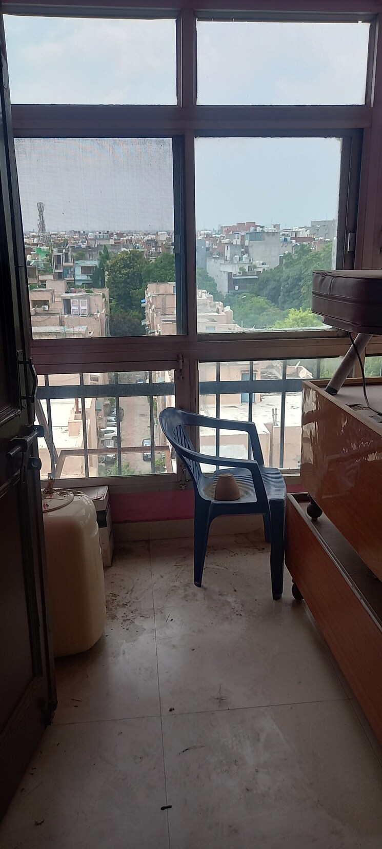 Balcony, ip extension 2 Bedroom 1100 Sq.Ft. Apartment In Ip Extension Delhi 9098012