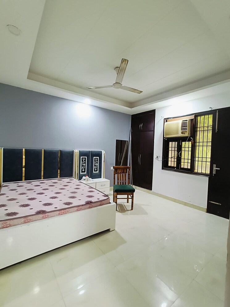 Bedroom, freedom fighters enclave 3 Bedroom 2700 Sq.Ft. Builder Floor In Freedom Fighters Enclave Delhi 9098037