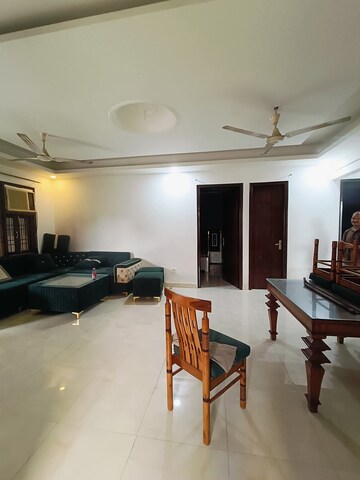 3 BHK Builder Floor For Rent in Freedom Fighters Enclave