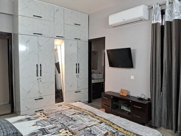Bedroom in 3 BHK Apartment at Unitech South City II, Sector 50 – for Rent