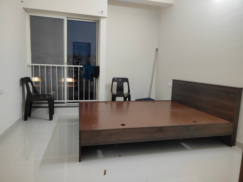 2 BHK Apartment For Rent in Megapolis Serenity