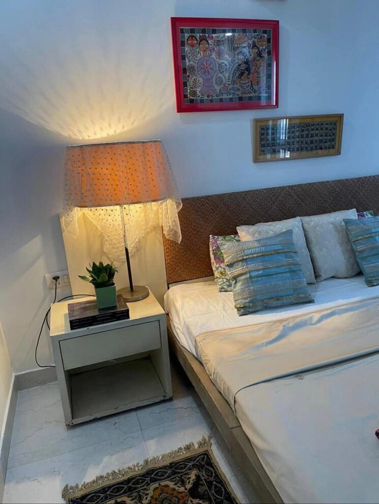 Bedroom, freedom fighters enclave 2 Bedroom 1100 Sq.Ft. Apartment In Freedom Fighters Enclave Delhi 9098081