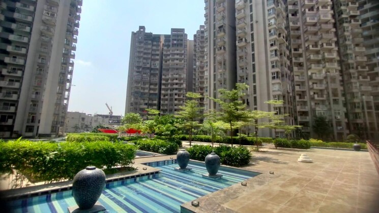 Exterior View, shri-radha-sky-gardens 3 Bedroom 1465 Sq.Ft. Apartment In Sector 16b Greater Noida Greater Noida 9098141