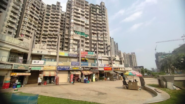 Exterior View, shri-radha-sky-gardens 3 Bedroom 1465 Sq.Ft. Apartment In Sector 16b Greater Noida Greater Noida 9098141