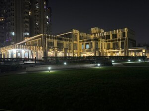 3 BHK Apartment For Sale in Shri Radha Sky Gardens, Sector 16b Greater Noida