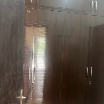 Room in 3.5 BHK Apartment at Ajnara Daffodil, Sector 137 – for Rent